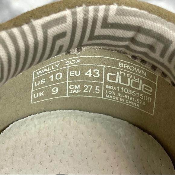 Hey Dude Brown Wally Sox Slip On Size 10 - Picture 10 of 12